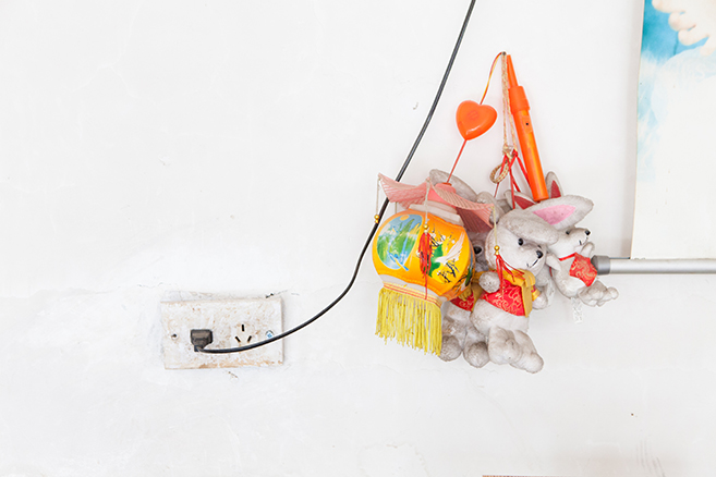 Anja_Margrethe_Bache_Behind_The_Walls_Private_Home_Installations_In_Shayoukou_Village_Beijing_China_2015_House_3b_2015_8